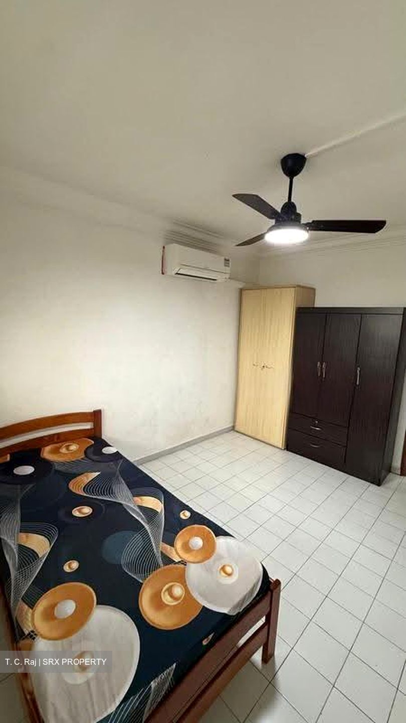 Bukit Batok West Avenue 2 (Bukit Batok), HDB Executive #611127541